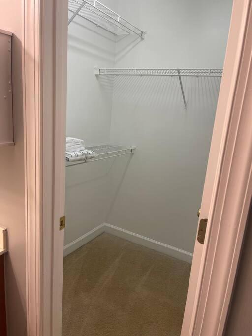 Simple Elegant Townhouse Dt Ncsu Apartamento Raleigh