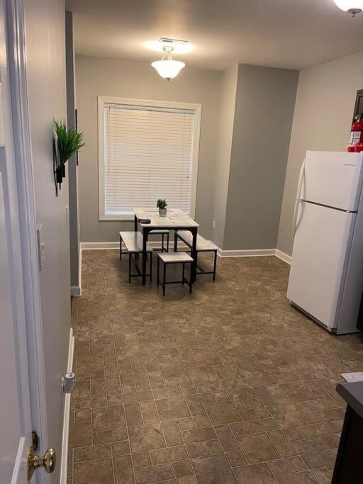 Simple Elegant Townhouse Dt Ncsu Apartamento *