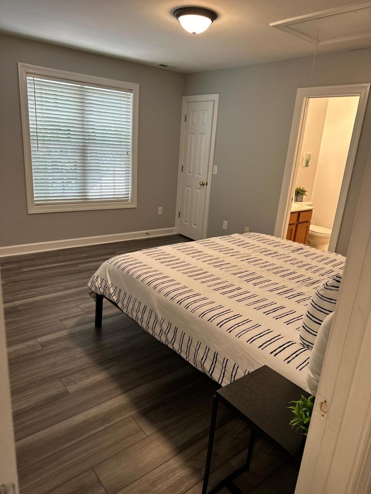 Apartamento Simple Elegant Townhouse Dt Ncsu *